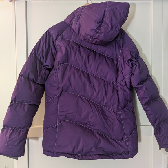 EUC Mountain Hardware down ski jacket - Picture 5 of 9